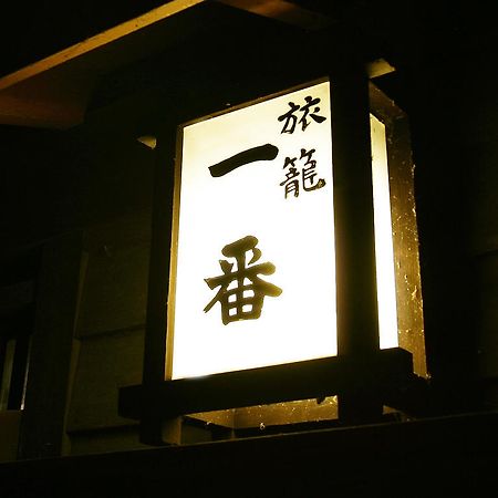 Hôtel Oyo Hatago Ichiban à Chichibu Extérieur photo